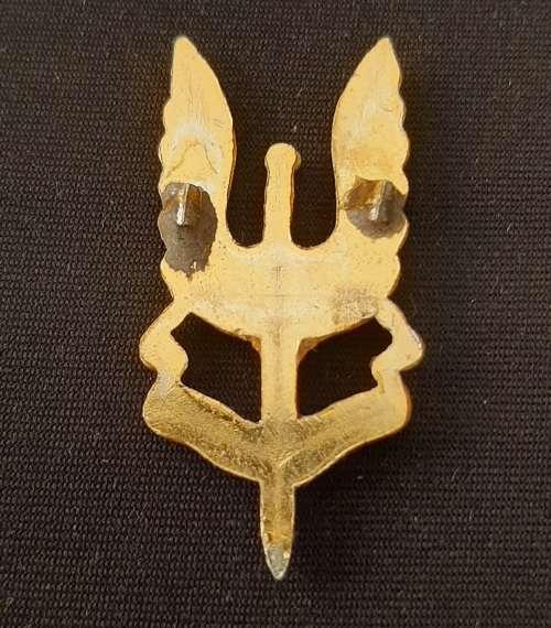 ** Rhodesian Bush War-  S.A.S (Special Air Service) `C` Squadron Anodised Beret Badge (1961-1978).**