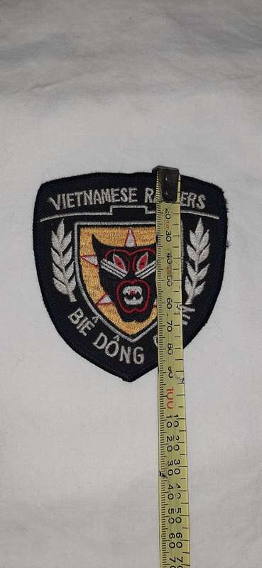 ** Vietnam War : 1972 Type Vietnamese Rangers Insignia Shoulder Patch.**