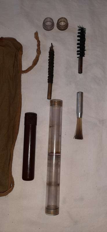 ** Rhodesian Bush War:  FN FAL Rifle Cleaning Kit (Complete).**