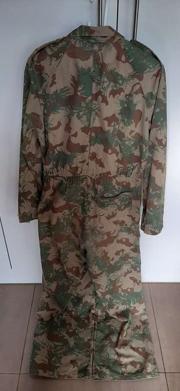 ** ORIGINAL- S.A.P  Unit 9 (Port Natal) Camouflage One-Piece Field Unit Overall (Medium).**