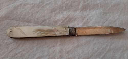 ** STUNNING- Atkin and Oxley , George III (1794) .925 Silver and Mother of Pearl Knife (14cm).**