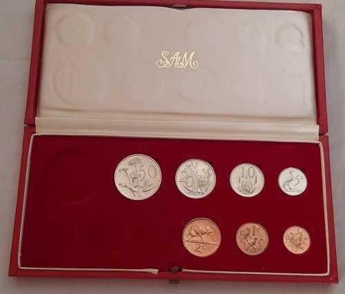 **ORIGINAL- 1973  South African Mint Long Proof Set in Box (Incomplete) 7 Coins. #1 **