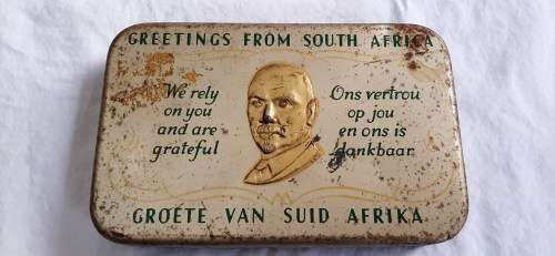 **ORIGINAL- WW2 Jan Smuts South African Christmas 1940 Chocolate Tin. (20cm x 13cm)**
