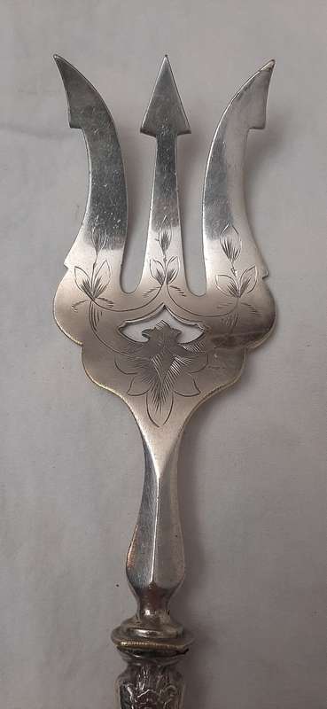 **STUNNING- 1890s Art Nouveau French .925 Silver Handled Fish Servers w/ Plated Fixtures.**