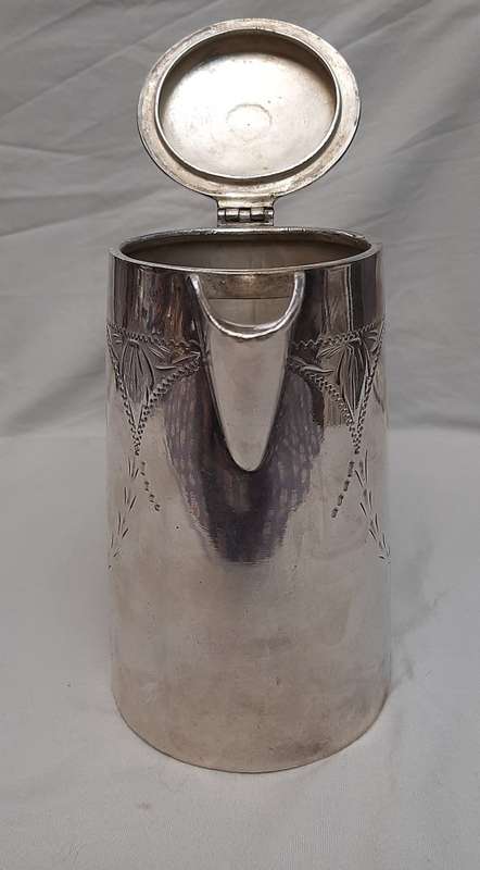 ** STUNNING- 1930s Art Deco  English E.P.N.S  Silverplate Hot Water / Coffee Server (18cm).**