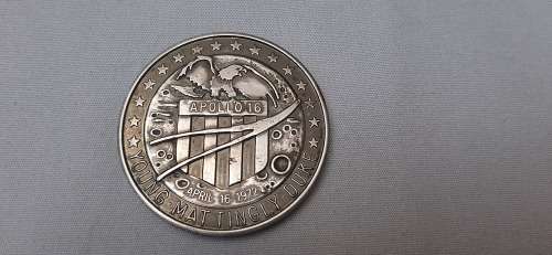 **ORIGINAL-  1972 U.S. Project Apollo 16 NASA  .925 Silver Medallion (24.09 g).**