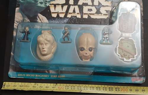 **MINT CONDITION : STAR WARS 1996/7 `Micro Machines` Collection IV Scout Trooper et al .**