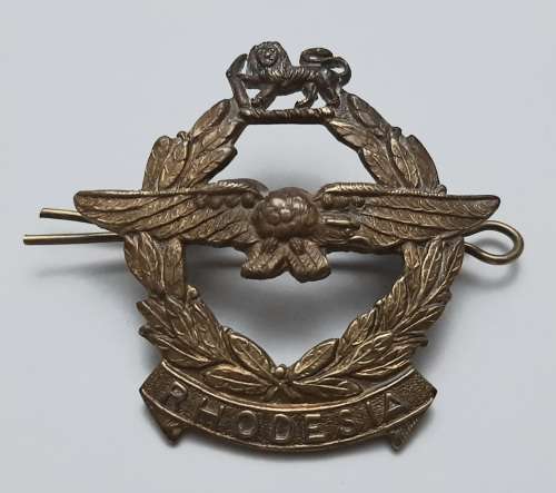 ** ORIGINAL- WW2 Southern Rhodesia Airforce Cap Badge and National Reserve Volunteers Title .**