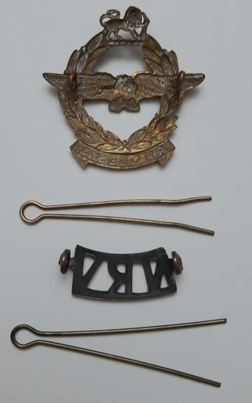 ** ORIGINAL- WW2 Southern Rhodesia Airforce Cap Badge and National Reserve Volunteers Title .**