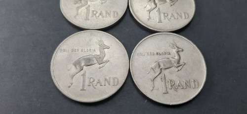 ** 1981 South Africa Lot x 6  Nickel R1 Coins [Circulated] (F / VG).**