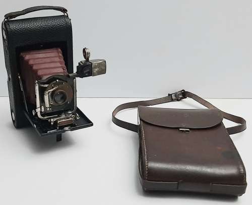 ** ORIGINAL: 1902 Eastman Kodak No.3 Model E-4 Camera and Leather Case.**