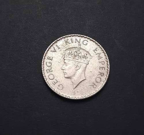 ** 1940 India ¼ Rupee .500 Silver Coin #3  ( XF ) [Uncirculated].**
