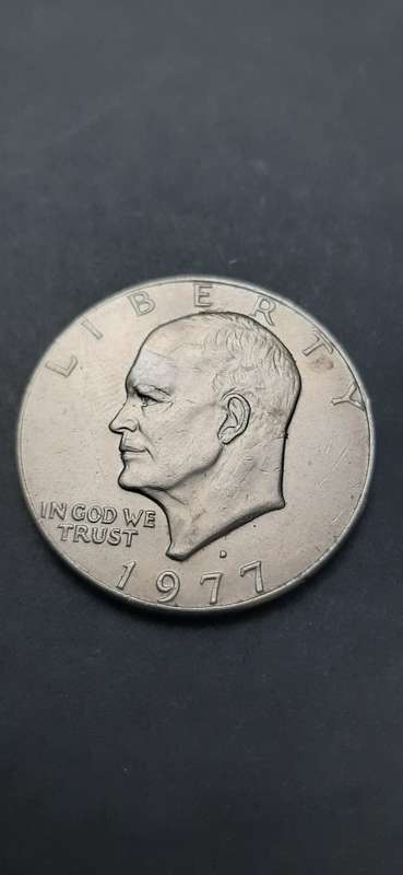** 1977 United States Eisenhower Liberty Dollar Commemorative Coin (VF).**