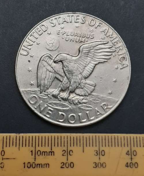 ** 1977 United States Eisenhower Liberty Dollar Commemorative Coin (VF).**