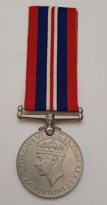 ** ORIGINAL: WW2  1939-1945 War Medal w/ Full-Length Ribbon #3 **