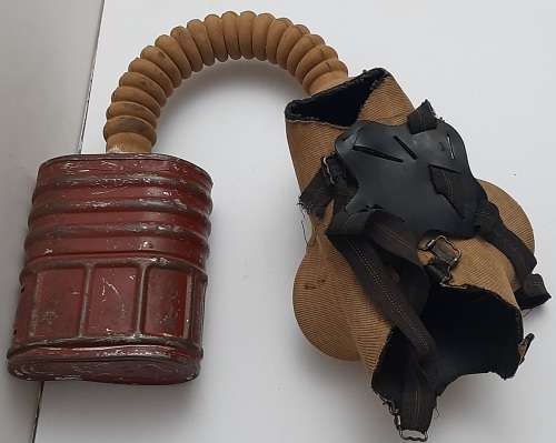 ** WW2 : 1941 South African No.4 MK III Respirator w/ Filter (Canadian Supplied) [Size : Large].**