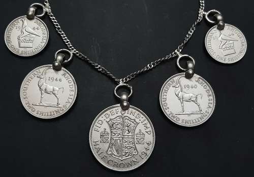 ** STUNNING:  1940s Southern Rhodesia .925 Silver Coin Rivière Ladies` Necklace (66.20 g).**