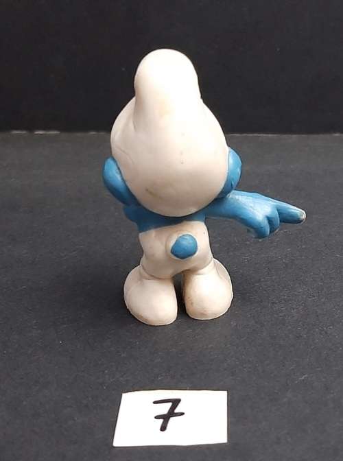 **  1970  ` Laughing Smurf` Figurine by Peyo #7  (Schleich, W. Germany)  [4cm]  **  