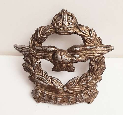 ** ORIGINAL: WW2 South African Air Force Pewter Cap Badge (Lugs Intact).**