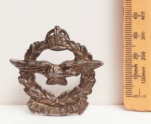 ** ORIGINAL: WW2 South African Air Force Pewter Cap Badge (Lugs Intact).**