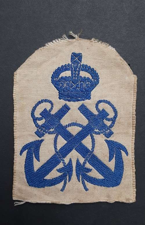 ** WW2 Royal Navy : Petty Officer Tropical Dress Rank Insignia.**