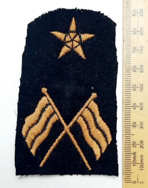** 20th Century Royal Navy Signaller Proficiency Sleeve Insignia.**