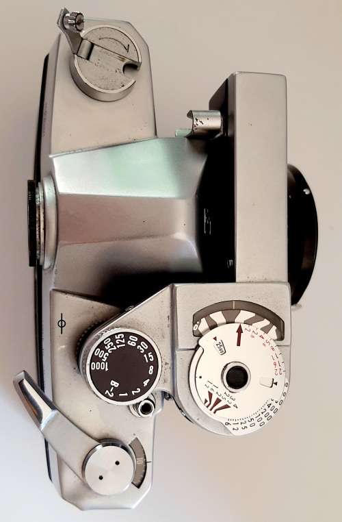 ** 1960s Nikkorex NIKKOR-S Auto 1:2  5cm Camera w/ Exposure Meter (UNTESTED) .**