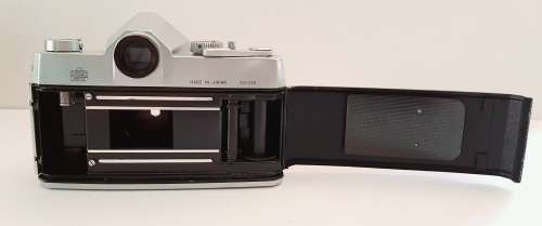 ** 1960s Nikkorex NIKKOR-S Auto 1:2  5cm Camera w/ Exposure Meter (UNTESTED) .**