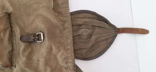 ** Rhodesian Bush War: 1970s Soviet / East Bloc Supplied ZANU Guerilla Backpack (Field Pick-up).**