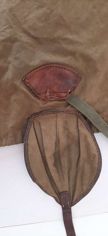 ** Rhodesian Bush War: 1970s Soviet / East Bloc Supplied ZANU Guerilla Backpack (Field Pick-up).**