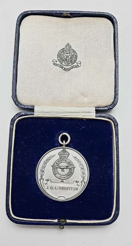 ** Royal Air Force .925 Silver Medallion : 1934 Mosul Flight Relay No.30 B Squadron (Birmingham).**