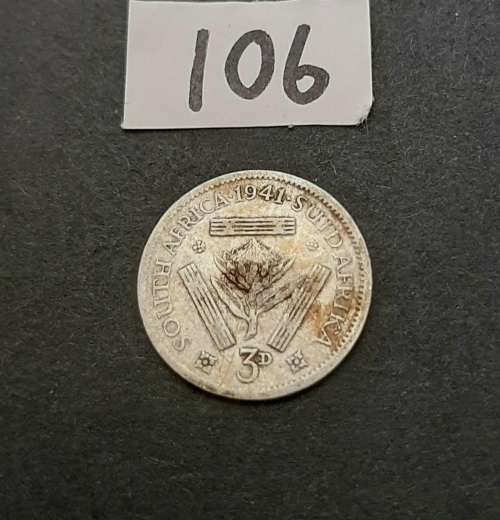 ** 1941  South Africa Silver 3 Pence Coin  #106  (G) .**