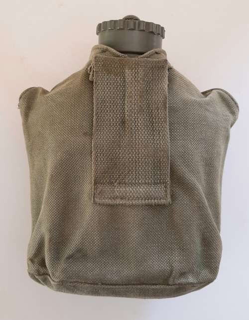 ** Rhodesian Bush War:  Patt.64 Green Waterbottle w/ Green Webbing Pouch .**