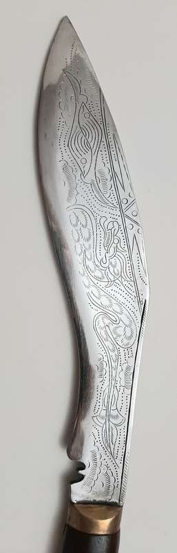 ** 1950s Nepalese `Gorkha Army` Large Kukri w/ Scabbard (43cm) [ Military Marked].**