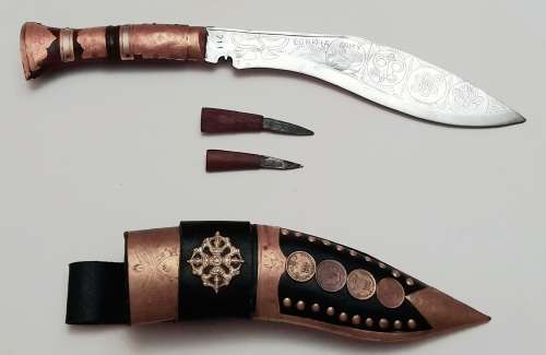 ** 1950s Nepalese `Gorkha Army` Large Kukri w/ Scabbard (43cm) [ Military Marked].**