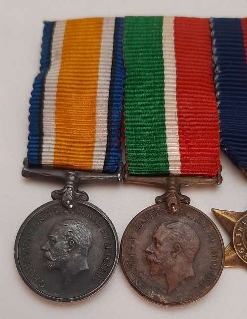 ** WWI and WWII British Mounted Miniature Medals with (Mercantile Marine Medal) [x7].**
