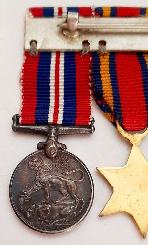 ** WWI and WWII British Mounted Miniature Medals with (Mercantile Marine Medal) [x7].**