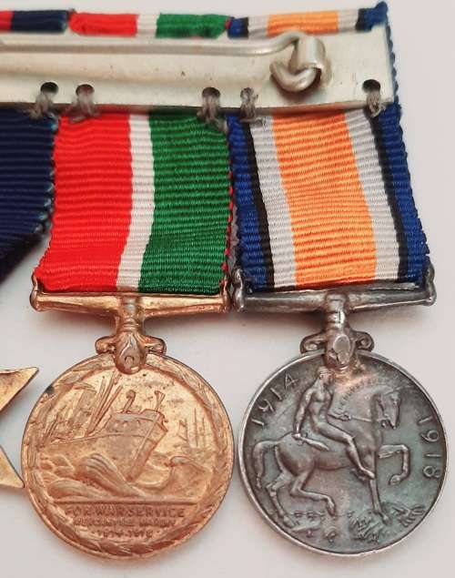 ** WWI and WWII British Mounted Miniature Medals with (Mercantile Marine Medal) [x7].**