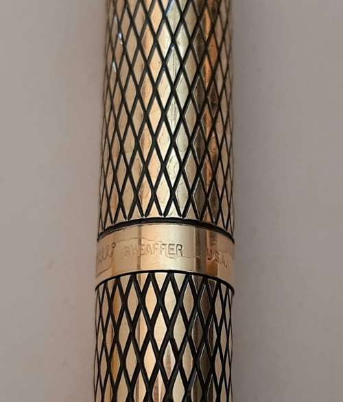 ** SHEAFFER 14KT Gold-Filled Casing and 14KT Gold (585) Nib Fountain Pen.**