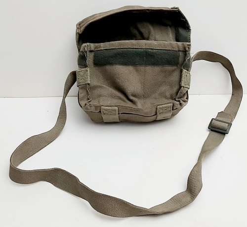 ** Border War : SADF Green Webbing Grenade/Optics Velcro Pouch w/ Sling (USED).**