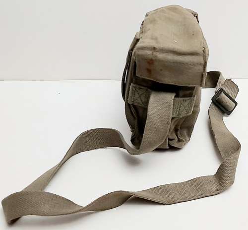 ** Border War : SADF Green Webbing Grenade/Optics Velcro Pouch w/ Sling (USED).**