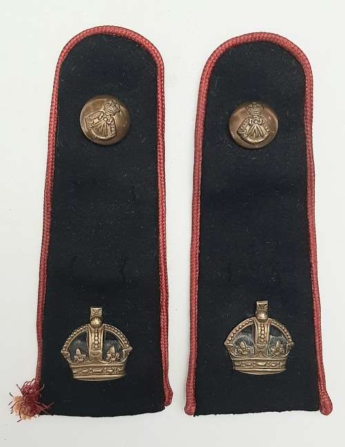 ** RARE : WW1 South African Mounted Riflemen Major`s Rank Epaulettes (x2).**