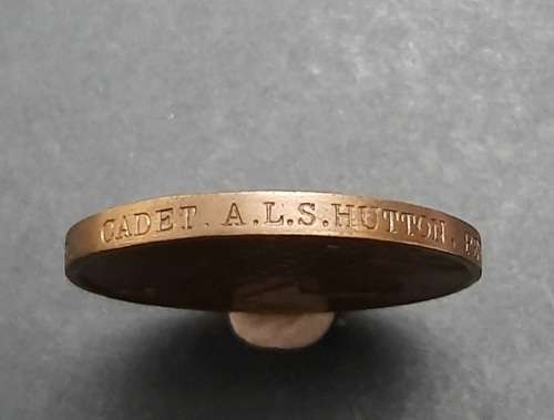 ** 1934 Country Life : Repton School Bronze Shooting Medallion in Box (28.69 g).**