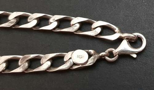 **  .925 Sterling Silver Ladies` Snake Chain Bracelet (18cm).**