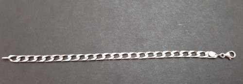 **  .925 Sterling Silver Ladies` Snake Chain Bracelet (18cm).**