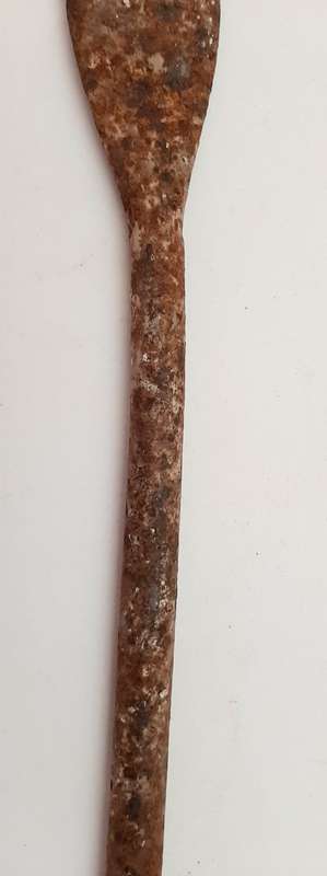 ** Late 19th Century Zulu  `Umkhonto` Forged Iron Throwing Spear Head (46cm).**