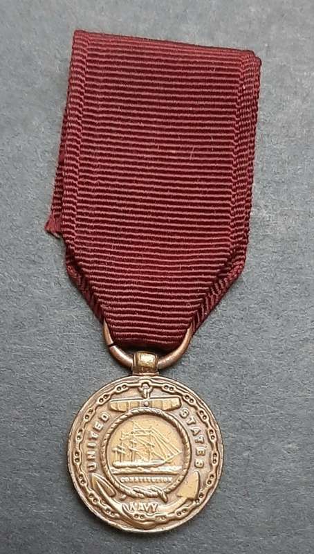 ** U.S. Navy Good Conduct Miniature Medal w/ Ribbon.**