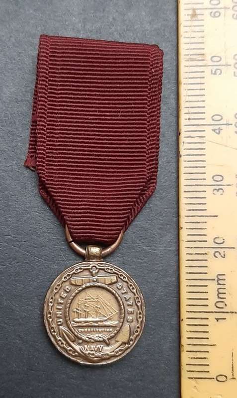 ** U.S. Navy Good Conduct Miniature Medal w/ Ribbon.**