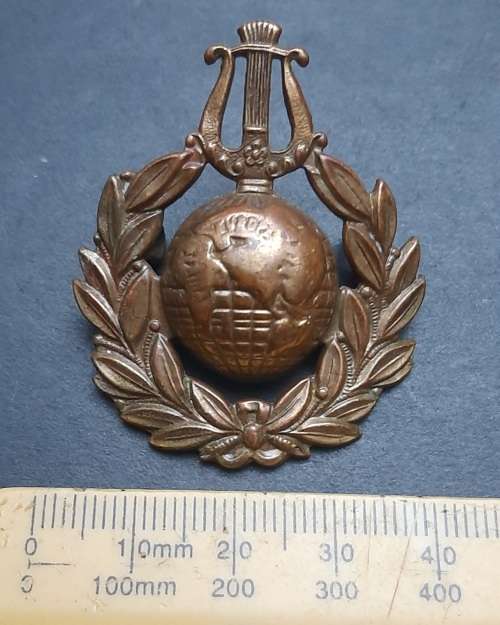 ** WW1 Royal Marines Naval Band Service Cap Badge (Lugs Intact).**