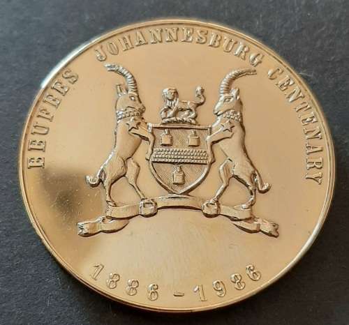 ** 1886-1986 Eeufees/ Centenary Rand Pioneers of Johannesburg Bronze Medallion (34.28g).**